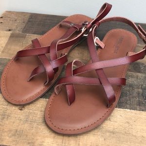 American Eagle sandals